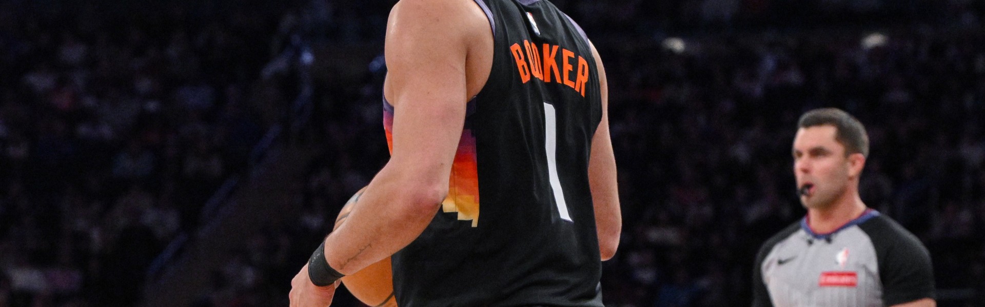 奥特谈布克对进攻影响：他很多时候都能推倒第一块多米诺骨牌