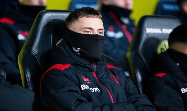 开云官网-赢克星拿下半程冠军，拜仁何时才能解决续约难题？