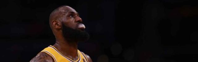 开云官网-【观察】不断超越自我 细数詹姆斯新赛季能破的纪录