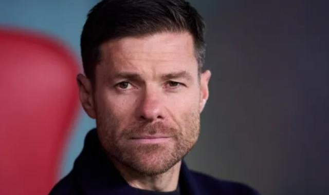 开云入口-阿隆索：米利唐受伤影响原定计划 裁判打乱了节奏