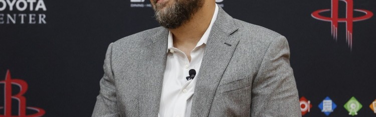 kaiyun-斯通：截止日跟所有球队都有过讨论 我们没必要为了交易而交易