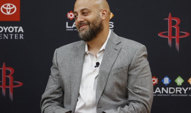 kaiyun-斯通：截止日跟所有球队都有过讨论 我们没必要为了交易而交易