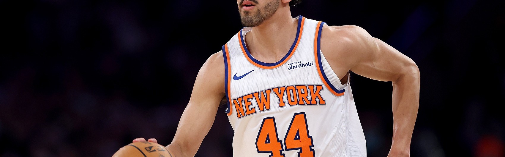 开云官网-残暴！尼克斯16记三分射穿篮网 最终狂胜54分