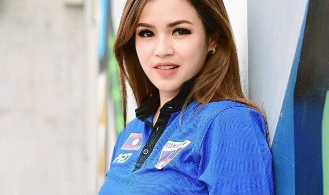 开云网页版-创老挝历史 美女足球老板“万人迷”重奖U23队【图】